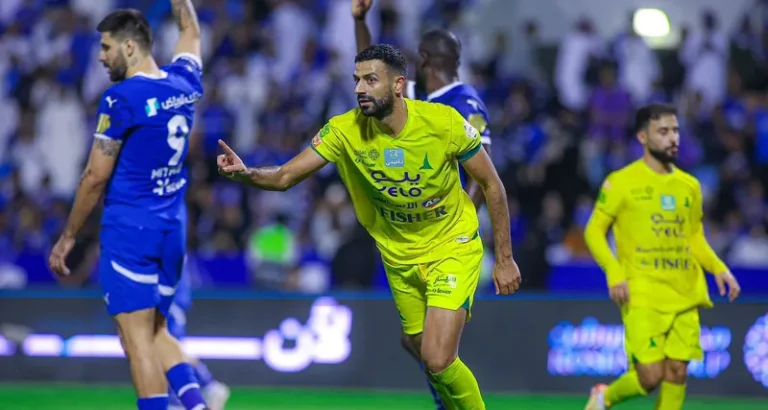 الشماتة من الجميع | فرحة الأندية بهزيمة الهلال تظهر في جميع المواقف