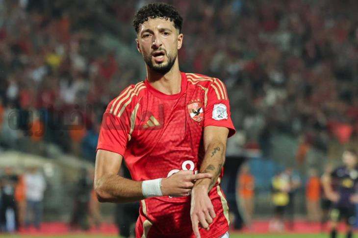 وسام أبو علي ينضم لمعسكر فلسطين والأهلي يكثف تدريبات بدلاء الفريق استعداداً للاتحاد السكندري